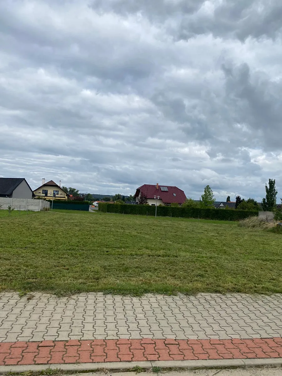 Prodej stavebního pozemku 1203 m²